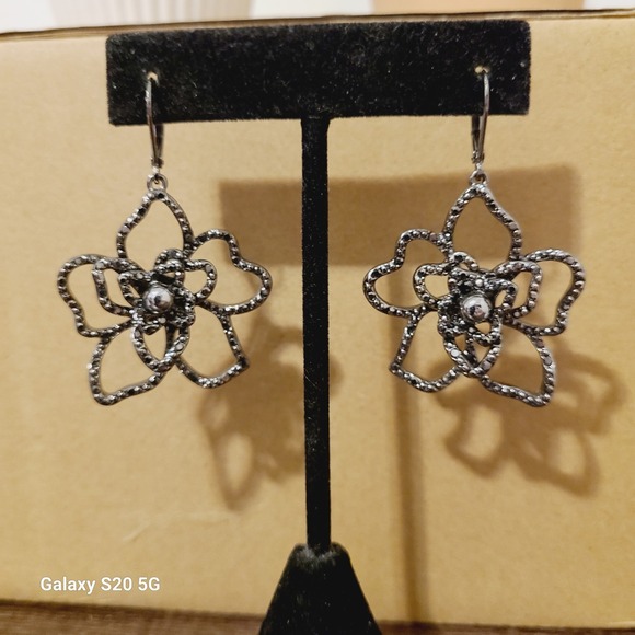 Source Unknown Jewelry - Unbranded Silver Tone Flower Dangle Earrings Rhinestone Sparkle Women Jewelry